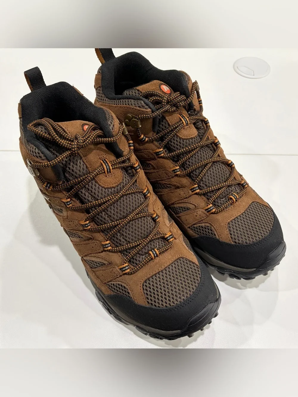 Merrell Men's Size 11.5 Moab 2 Mid Waterproof Hiking Boots Brown Earth NWT